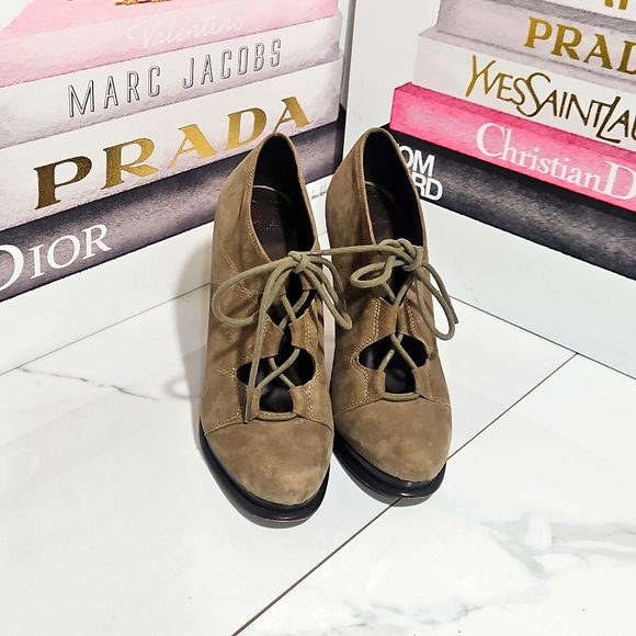 Diane von Furstenberg Suede Leather Stiletto Heeled Lace Up Pumps - Picture 4 of 9